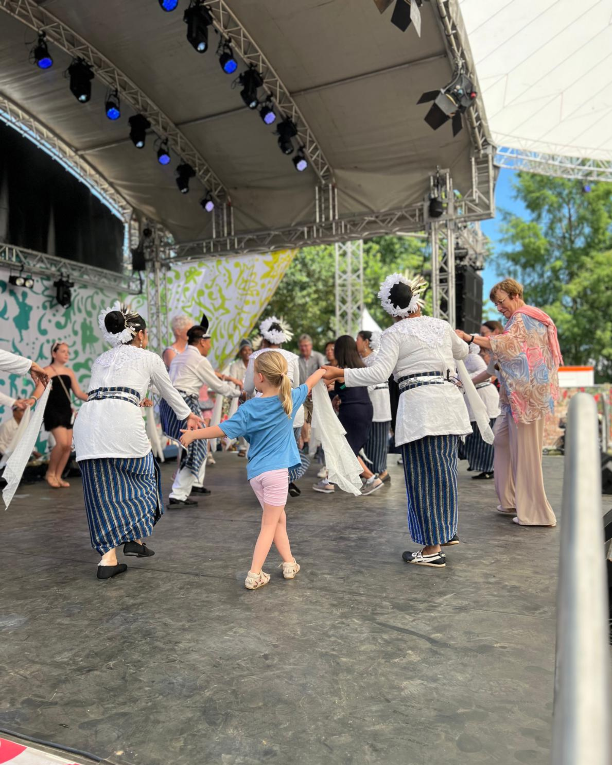 kleindochter servie parade