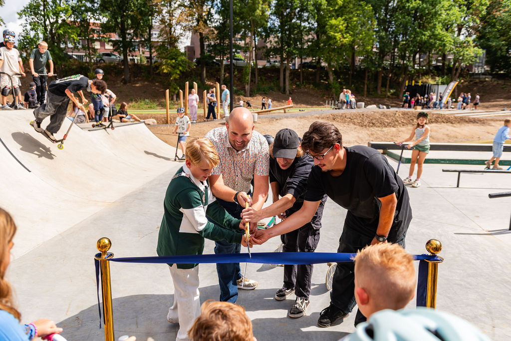 Kinderburgemeester Bruce en wethouder Jaimy van Dijk openen Lifestylepark