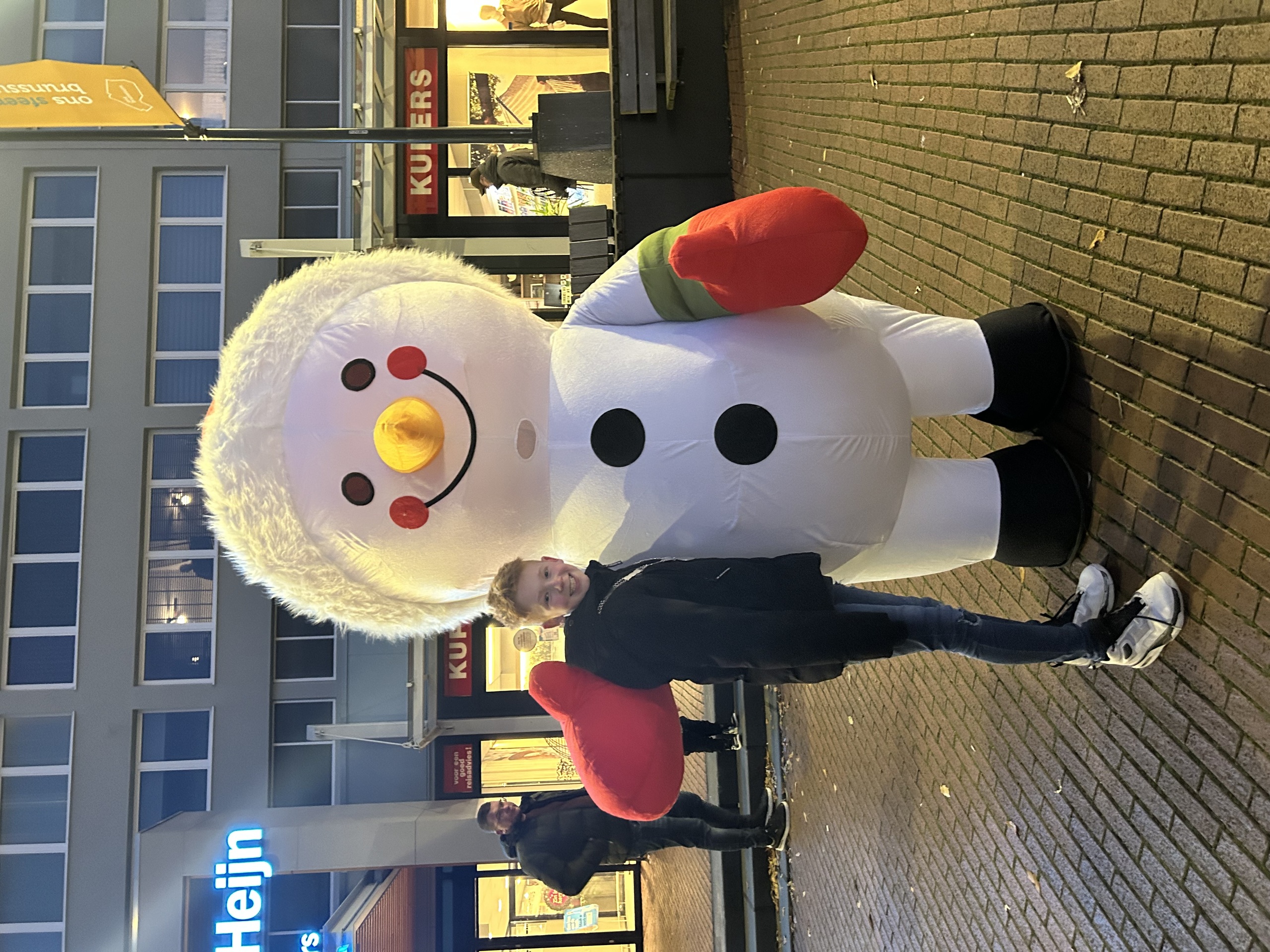 Turn on the lights locokinderburgemeester foto 1