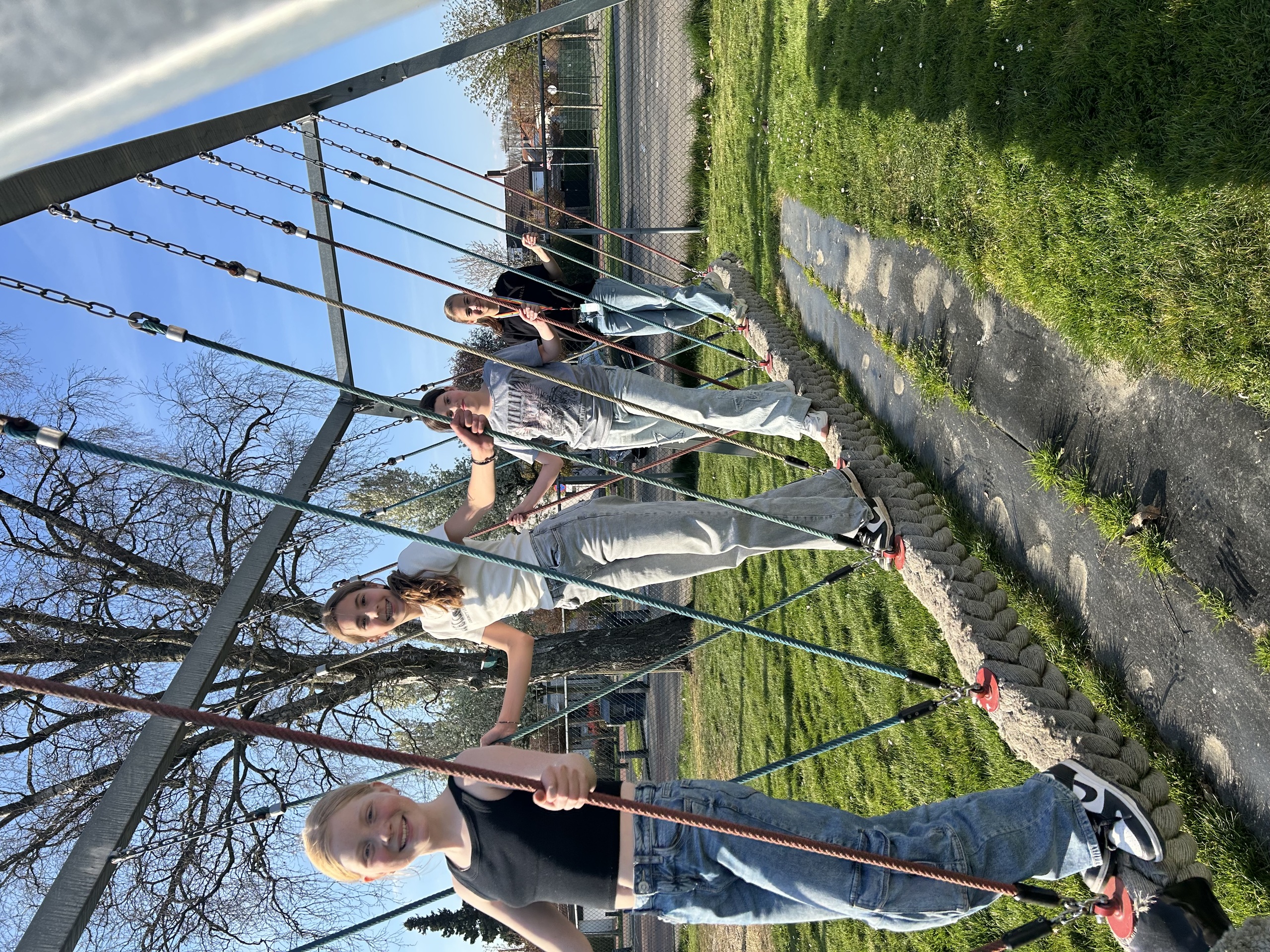 Bewonersbijeenkomst speeltuin Treebeek Lynn, Livia, Fenna, Jacey