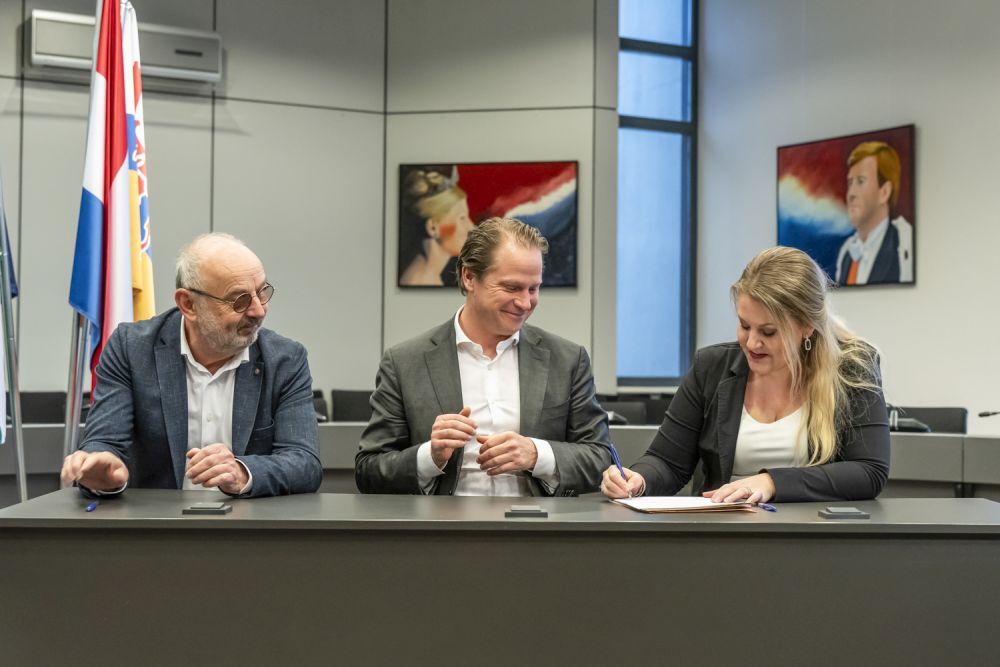 Ondertekening AWACS februari 2025